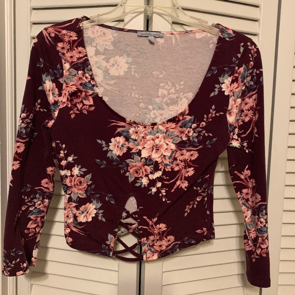 Floral crop long sleeve top